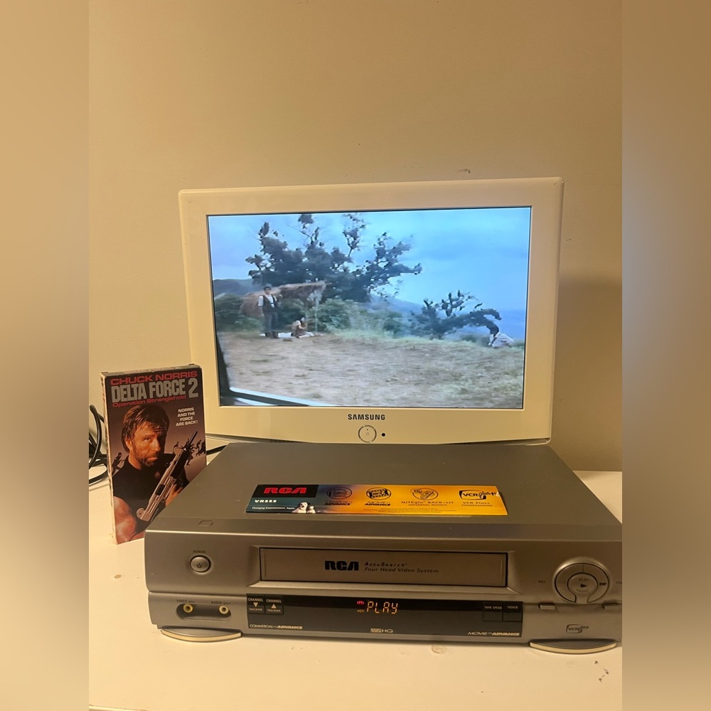 RCA VCR VR555 Tested & Works No Remote VHS Player Recorder 4 Head AV Cable